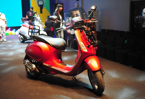vespa-primavera-125-moi-gia-tu-70-trieu-tai-viet-nam-page-2-9