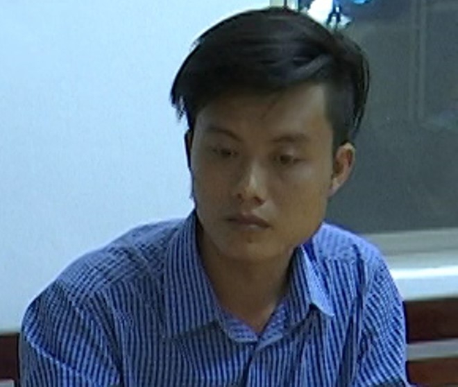 3 thanh nien chay oto say xin, chong doi canh sat hinh anh 1
