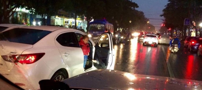 Khi xe sang xem đường phố như đường làng 