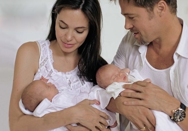 Khoanh khac dep cua Brad Pitt va Angelina Jolie trong 13 nam hinh anh 7