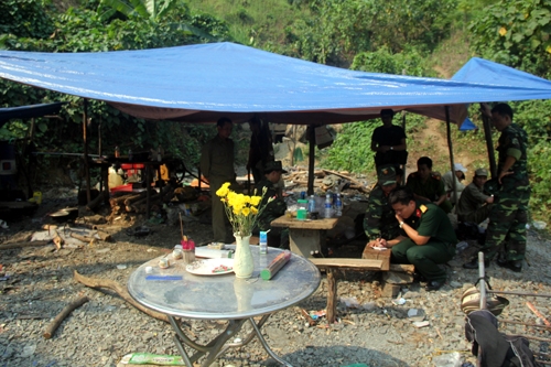 sep-cong-an-lien-luy-vi-vo-dao-ham-vang-khien-4-nguoi-chet-ngat-1