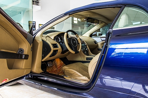 bo-doi-hang-hiem-aston-martin-vantage-va-db9-khoe-dang-9