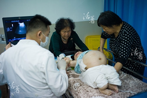 cuoc vuot can bat chap tinh mang cua me tat nguyen khien trieu nguoi roi le - 4