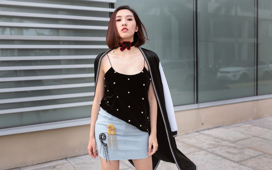 Emily ca tinh, Hanh Sino quyen ru tren duong pho Sai thanh hinh anh 6