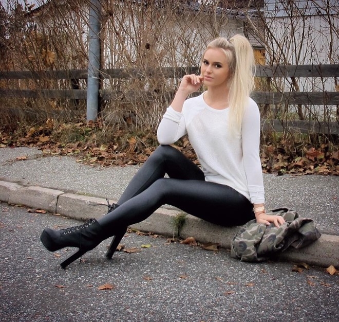 Hot girl the hinh thu hut 2,7 trieu fan tren Instagram hinh anh 3