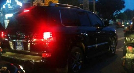 xe Lexus, Hậu Giang, trịnh xuân thanh, công an, CSGT Hậu Giang, khiển trách, kỷ luật