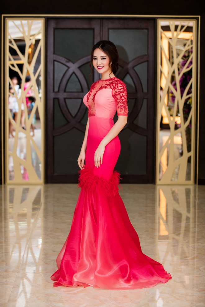 Á hậu Thuỵ Vân quá sexy - Ảnh 10.