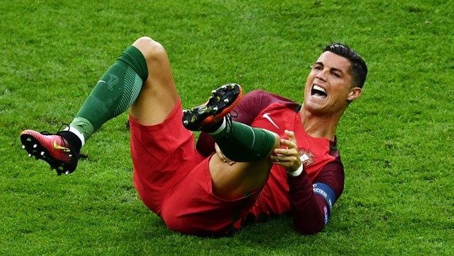 Euro 2016: Ky di, pha dop va nha vo dich khong giong ai hinh anh 1