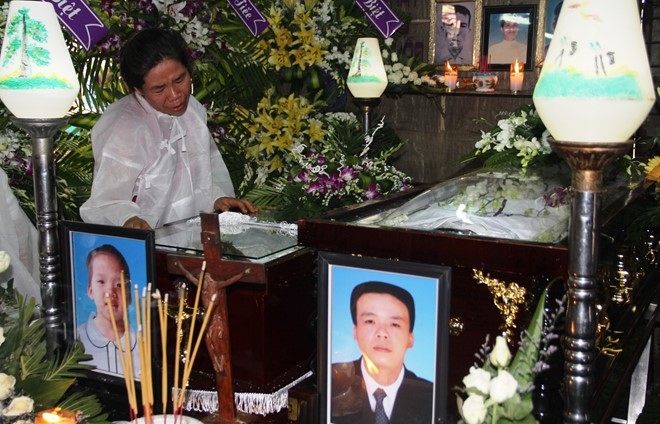 Phut mat nguoi than o ho nuoc cua be trai 5 tuoi hinh anh 1