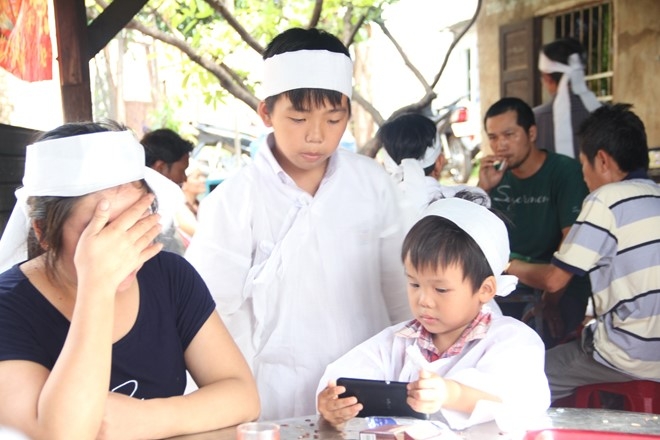 Phut mat nguoi than o ho nuoc cua be trai 5 tuoi hinh anh 2