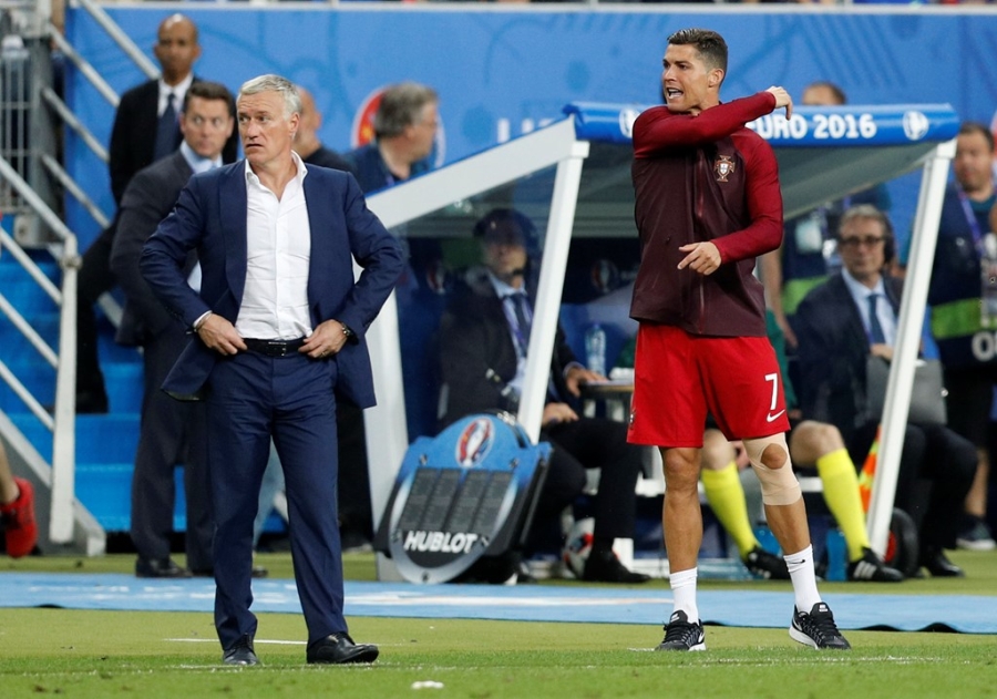 Ronaldo hon dau Nani, ho het chi dao va tiep lua dong doi hinh anh 9