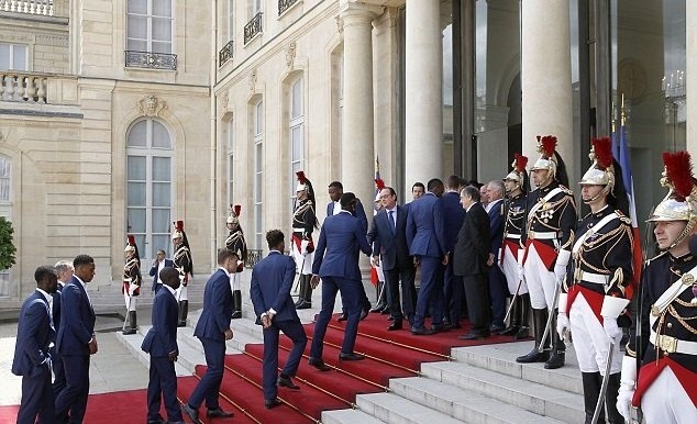 EURO 2016, tuyển Pháp, vô đào nha, Tổng thống Francois Hollande