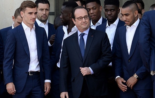 EURO 2016, tuyển Pháp, vô đào nha, Tổng thống Francois Hollande