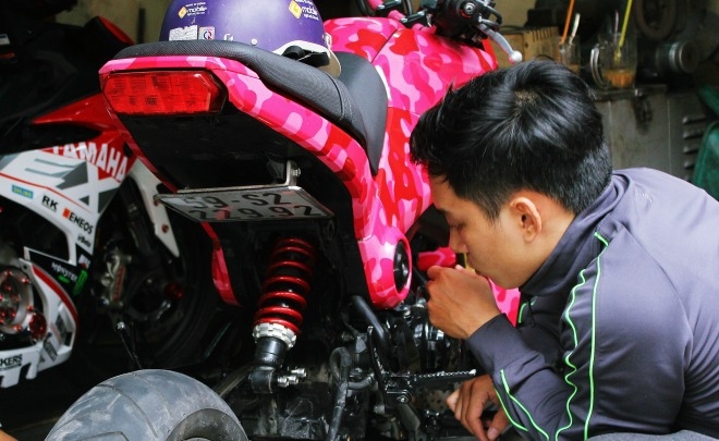 Hàng nhái tràn lan trong chợ phụ tùng lớn nhất Sài Gòn