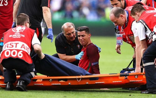 Ronaldo: Sau Euro, Quả bóng Vàng là dấu chấm hết? - 1