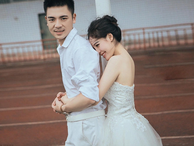 co ay lua phi cong tre trang tay chi vi yeu toi - 1
