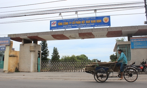 huyen-thoai-ve-nha-may-cu-tra-luong-la-ca-tp-nam-dinh-chao-dao