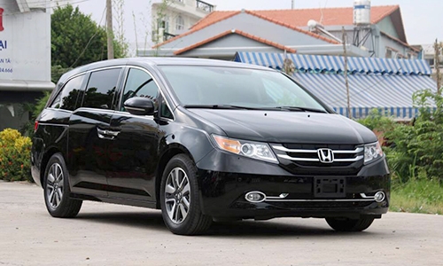 chi-tiet-honda-odyssey-touring-elite-2016-tai-tp-hcm-8