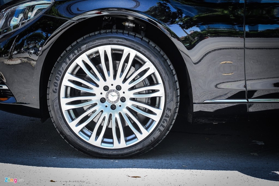 Chi tiet xe sang Mercedes-Maybach S500 tai Ha Noi hinh anh 14