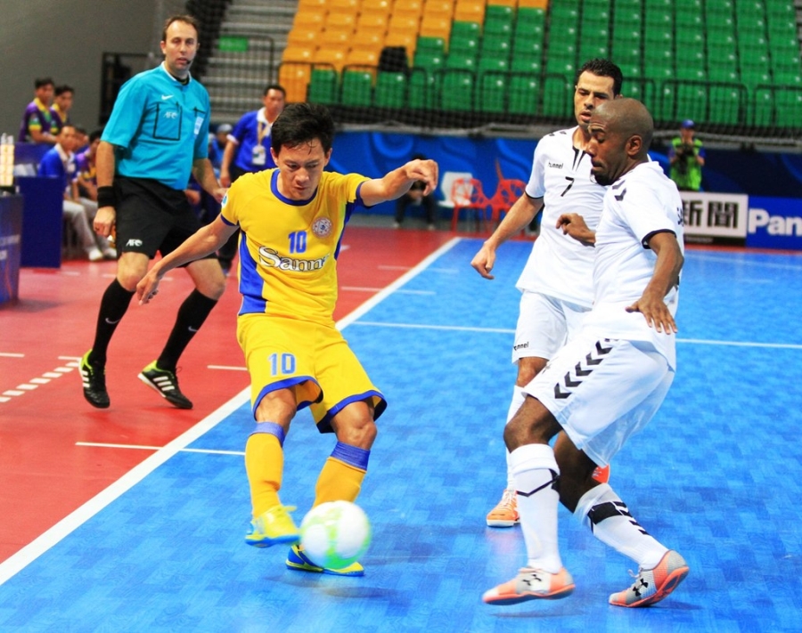 Sanna Khanh Hoa danh bai doi vo dich futsal Qatar hinh anh 3