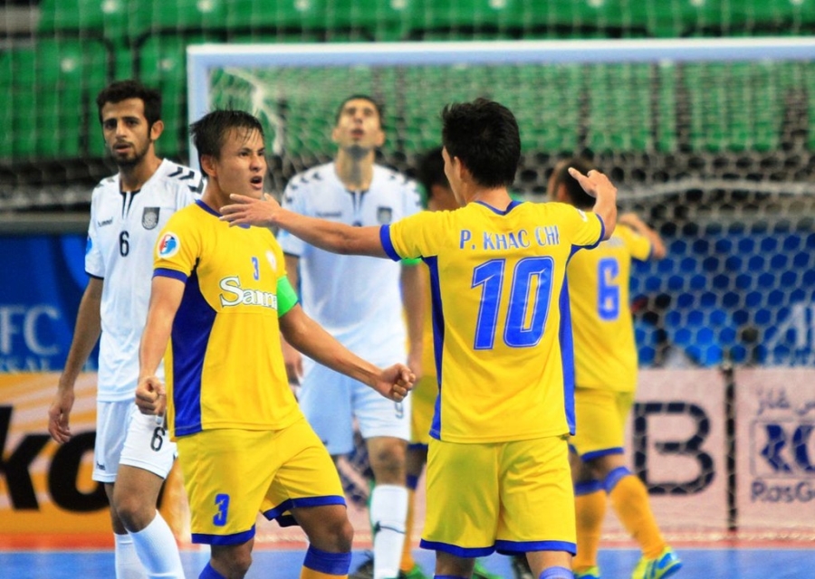 Sanna Khanh Hoa danh bai doi vo dich futsal Qatar hinh anh 6