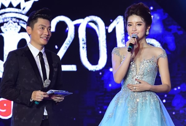  BTC giai thich viec Ky Duyen vang mat o chung khao Hoa hau hinh anh 1