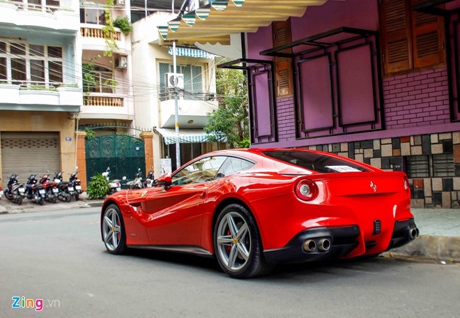 Ferrari F12 dau tien VN tim duoc chu sau gan 3 nam ve nuoc hinh anh 8