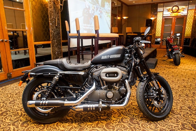 Harley-Davidson Roadster 2016 về Việt Nam giá gần 600 triệu đồng - ảnh 1