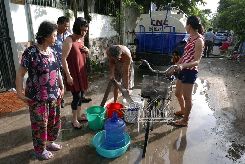 vỡ đường ống nước sông Đà, mất nước, nước sạch