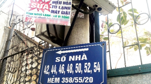Hoa mắt vì địa chỉ nhà.