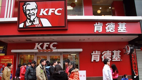 kfc-iphone-bi-ty-chay-o-trung-quoc-sau-phan-quyet-duong-luoi-bo