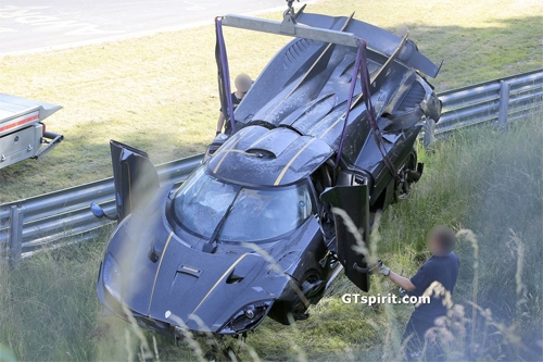 koenigsegg-one-1-tan-nat-tren-duong-dua-2