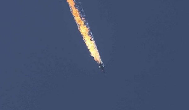  Máy bay Su-24 của Nga bị bắn rơi gần biên giới Syria cuối năm 2015. (Ảnh: Getty) 