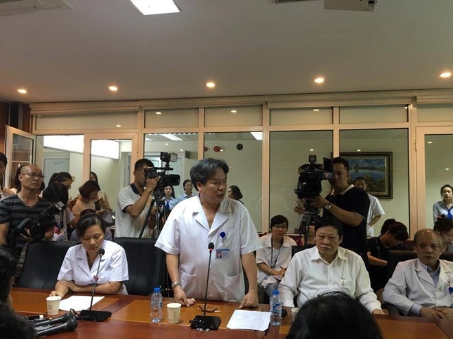 BV Viet Duc nhan loi vu 'dau chan trai, mo chan phai' hinh anh 2