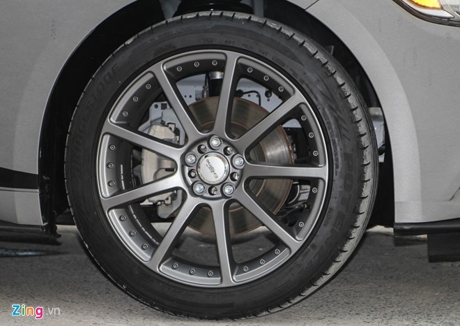 Ford Mustang GT mui tran do may va ngoai that o Sai Gon hinh anh 7