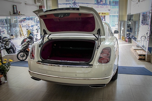 hang-hiem-bentley-mulsanne-speed-2016-tai-sai-gon-4