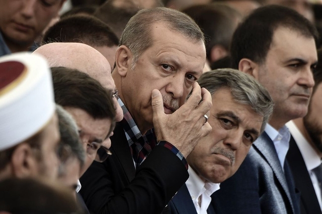  Tổng thống Thổ Nhĩ Kỳ Recep Tayyip Erdogan (chính giữa). Ảnh: AFP 