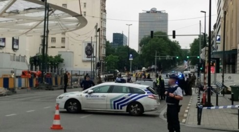 Báo động nhầm đánh bom, cảnh sát Bỉ phong tỏa trung tâm Brussels - ảnh 1