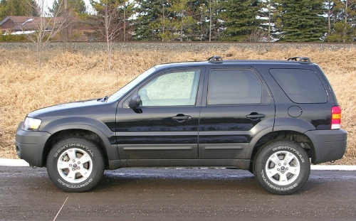 ford-escape-30-ong-vua-mat-gia-tai-viet-nam