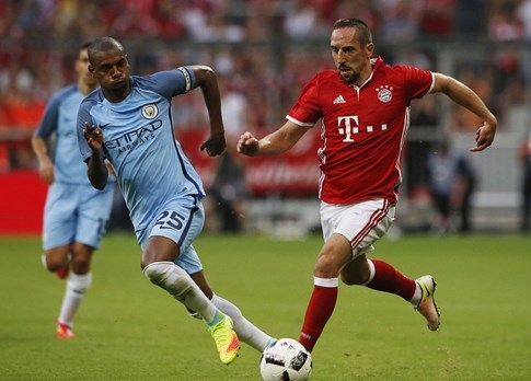 Guardiola khởi đầu ở Man City bằng trận thua Bayern Munich - ảnh 2