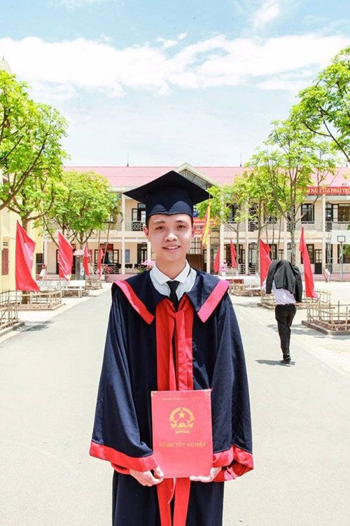 gap chang trai duy nhat la thu khoa ba khoi a, a1, d1 hinh anh 1