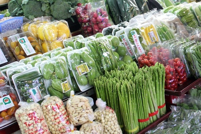 Mong cac dai su mang rau, chuoi, dua ra nuoc ngoai hinh anh 1