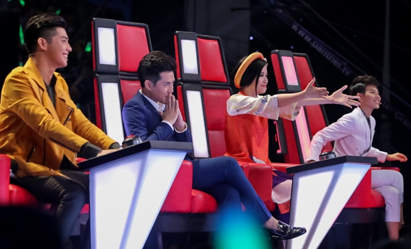 be-10-tuoi-khoe-giong-hat-khung-tai-the-voice-kids