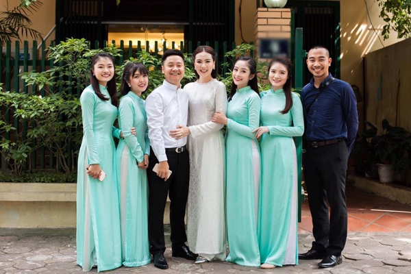 co-gai-thoi-tiet-mai-ngoc-hanh-phuc-ben-chong-thieu-gia-6