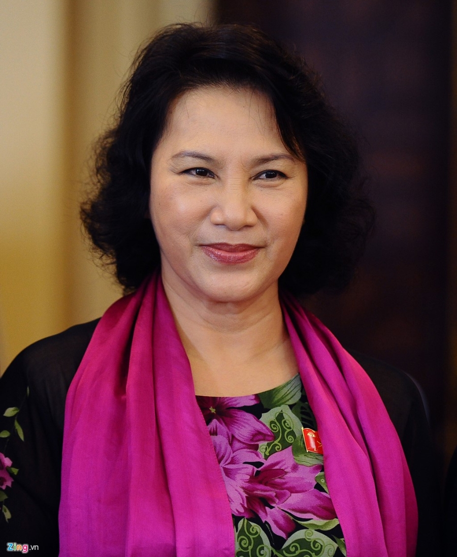Nhung bo ao dai cua nu Chu tich Quoc hoi Nguyen Thi Kim Ngan hinh anh 3