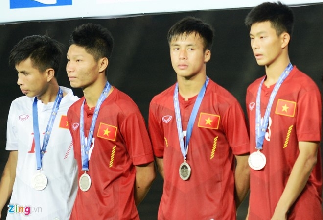 Cau thu U16 Viet Nam khoc nuc no vi thua Australia hinh anh 8