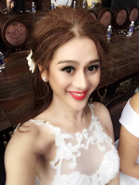 Lâm Chi Khanh 2