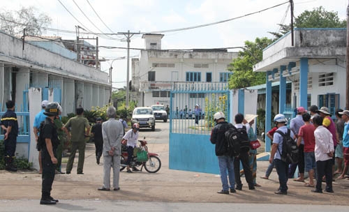 det-long-an-vuong-be-boi-no-nan