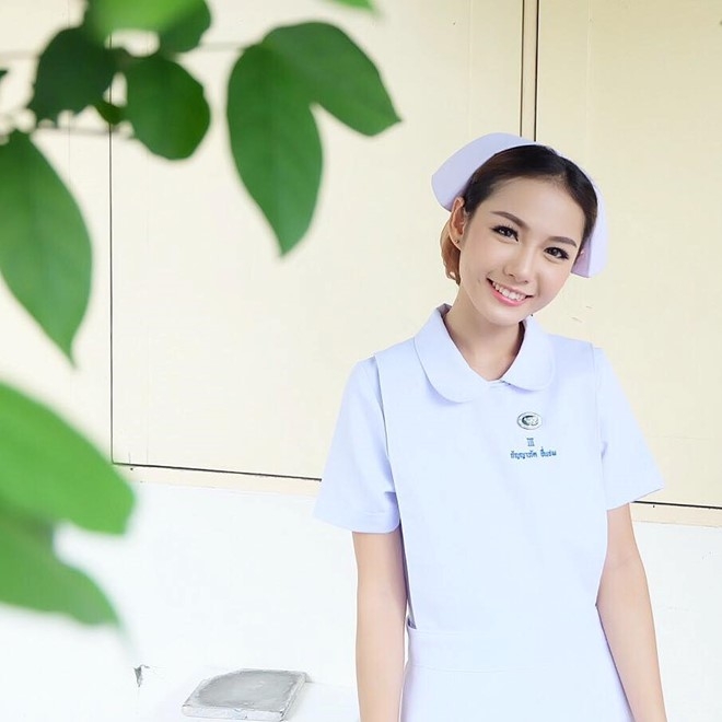 Nu y ta Thai Lan bat ngo noi tieng vi qua xinh dep hinh anh 2