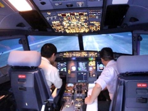  ... thậm chí mất quyền kiểm soát máy bay - Ảnh minh họa 